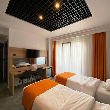 ซีเอสเค โอเทล Hotel เทเคียร์ดัก ภายนอก รูปภาพ