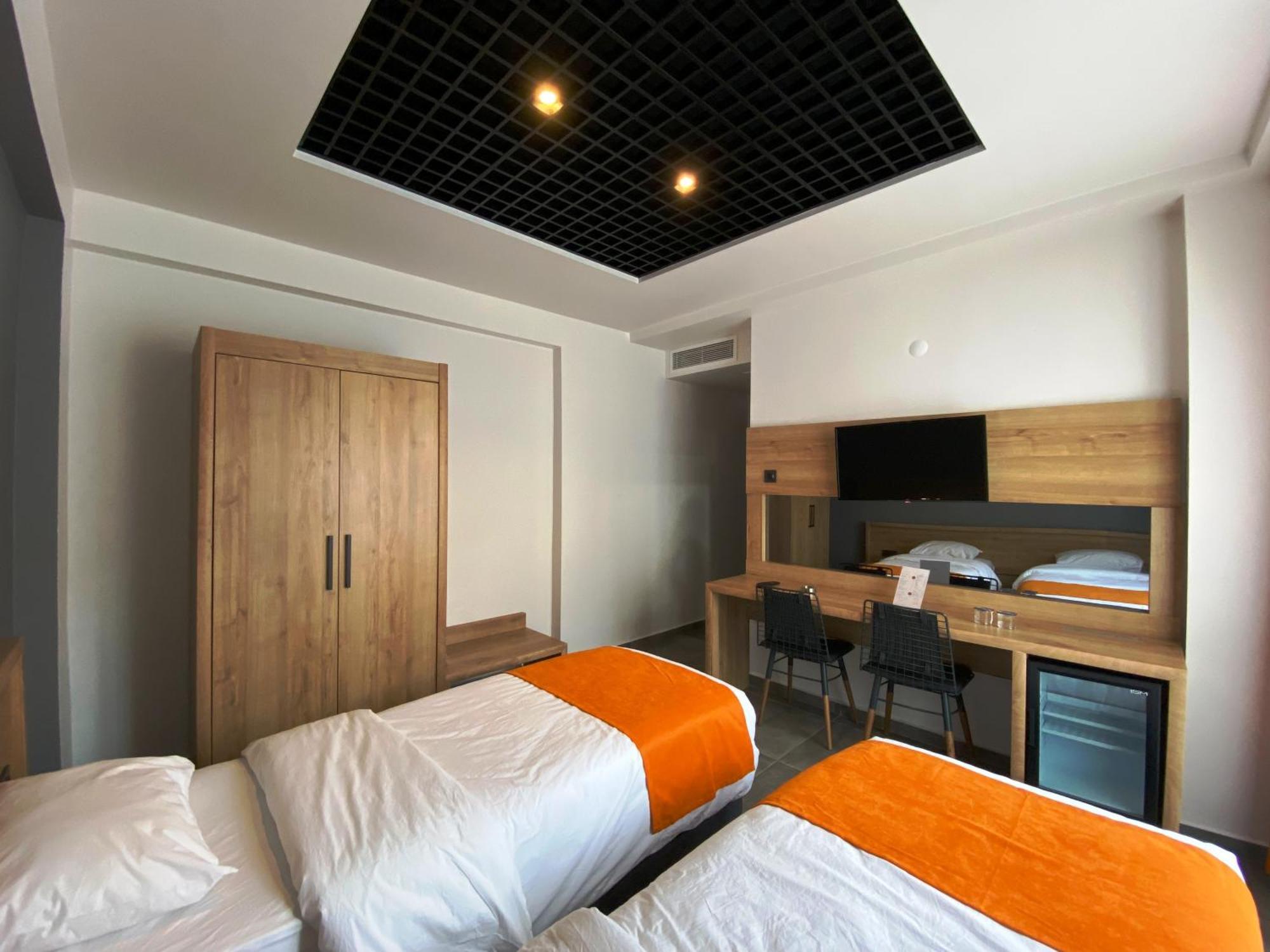 ซีเอสเค โอเทล Hotel เทเคียร์ดัก ภายนอก รูปภาพ