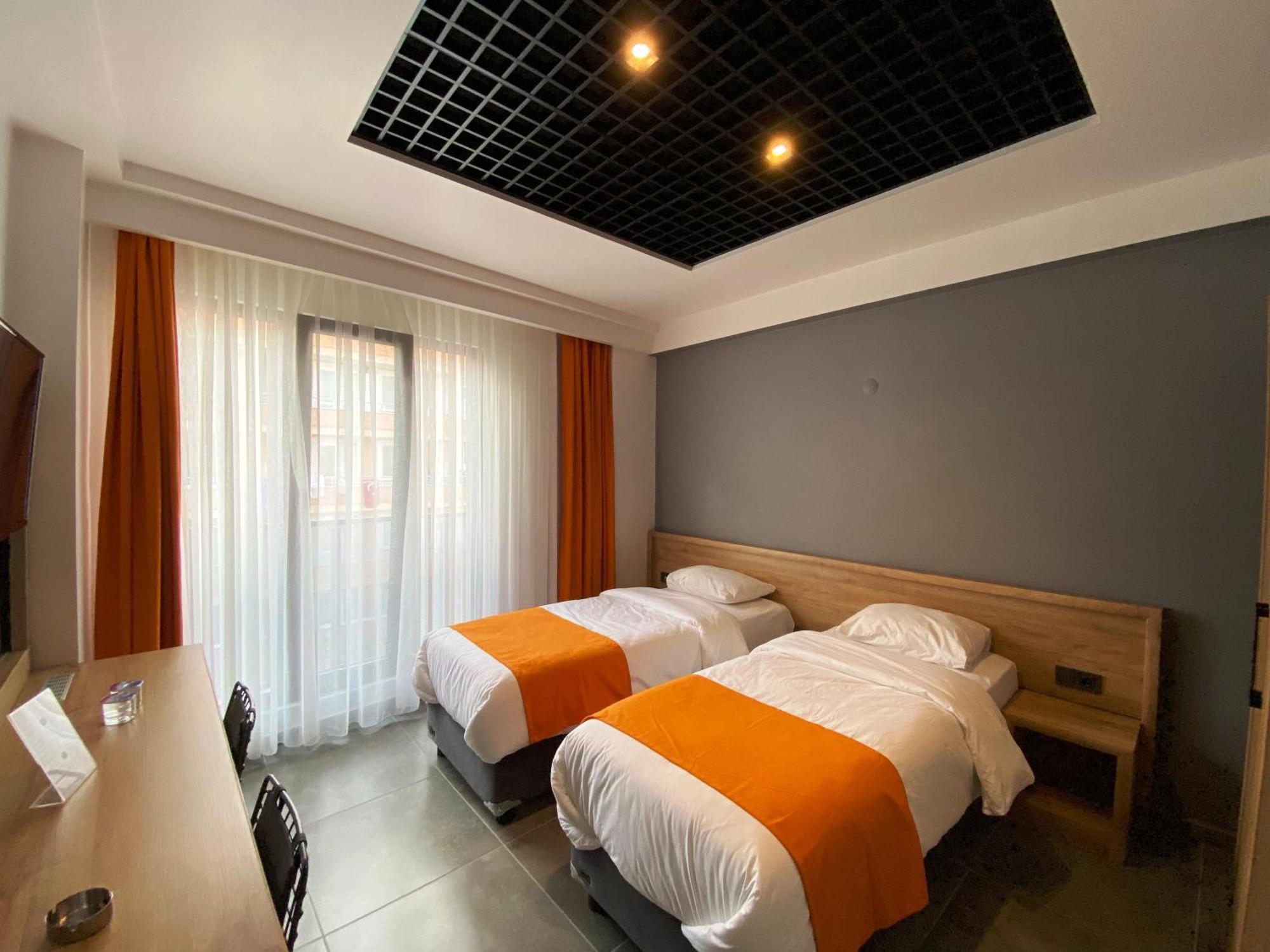 ซีเอสเค โอเทล Hotel เทเคียร์ดัก ภายนอก รูปภาพ